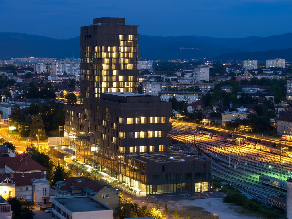 Slovenia Crib Ljubljana Buitenkant foto
